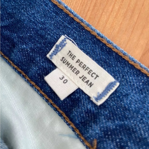 Madewell  NWT The Perfect Summer Jean Destructed Edition.  Sz 30 Tall - Picture 5 of 6
